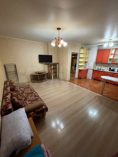 2-к. квартира, 45 м², 9/16 эт.