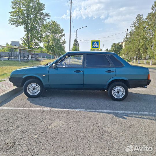 ВАЗ 21099 1.5 МТ, 1999, 100 000 км