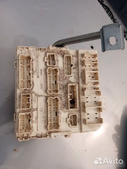 Блок предохранителей Hyundai Sonata