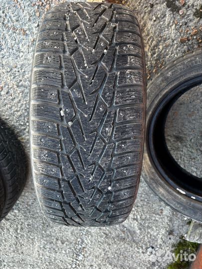 Nokian Tyres Hakkapeliitta 7 215/55 R17 98T