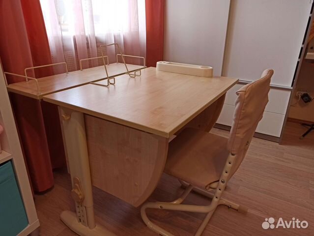 Растущая парта и стул Деми