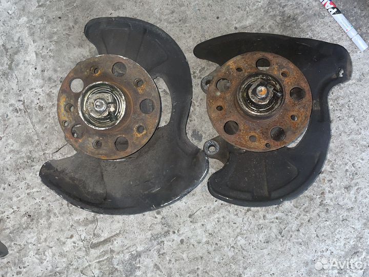 Поворотный кулак, цапфа, ступица мерседес w203