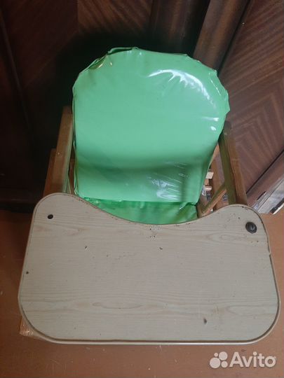 Детский стульчик для кормления