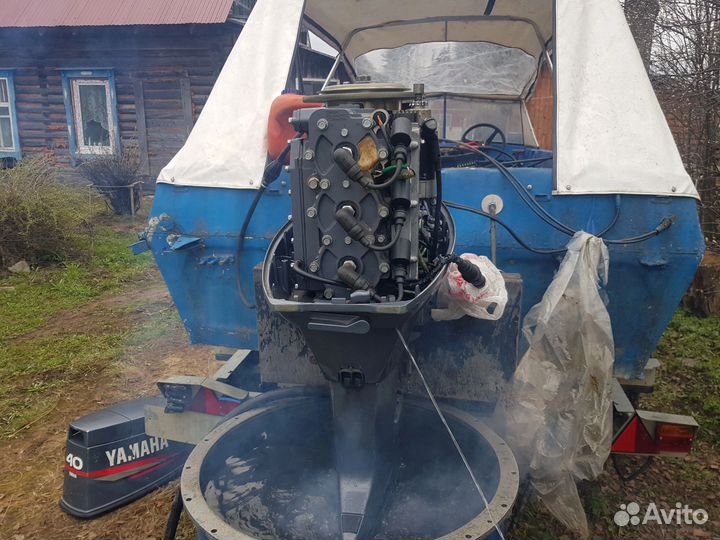 Продам лодку с мотором yamaha 40