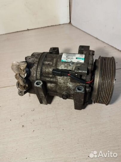 Компрессор кондиционера Renault Duster