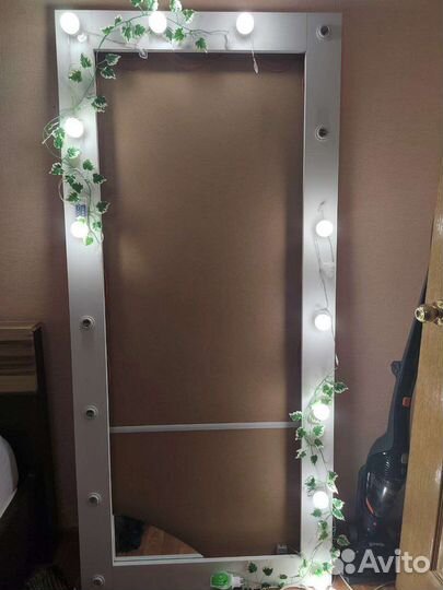 Зеркало с подсветкой в полный рост