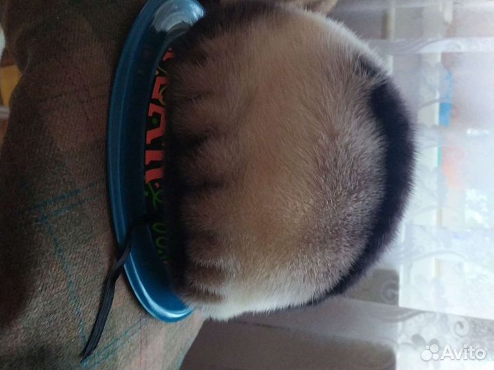 Шапка берет норковый