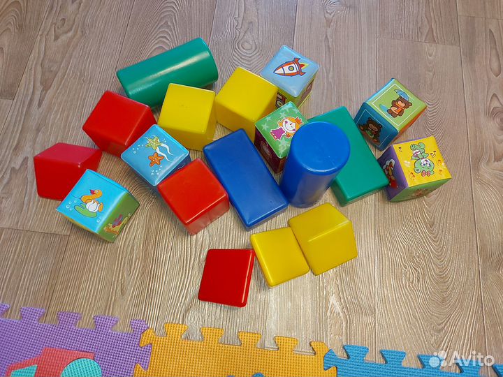 Большие пазлы и кубики