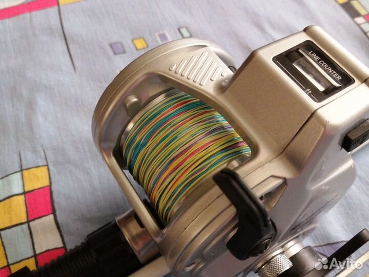 Спиннинг для дорожки с новой корейский катушкой