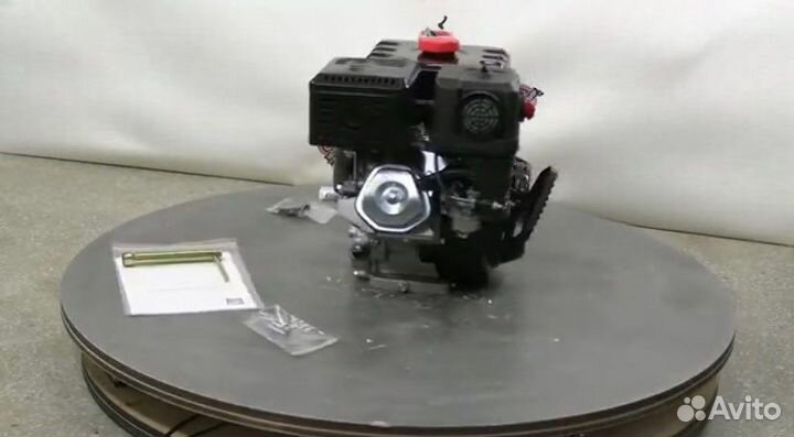 Двигатель бензиновый 15 л.с