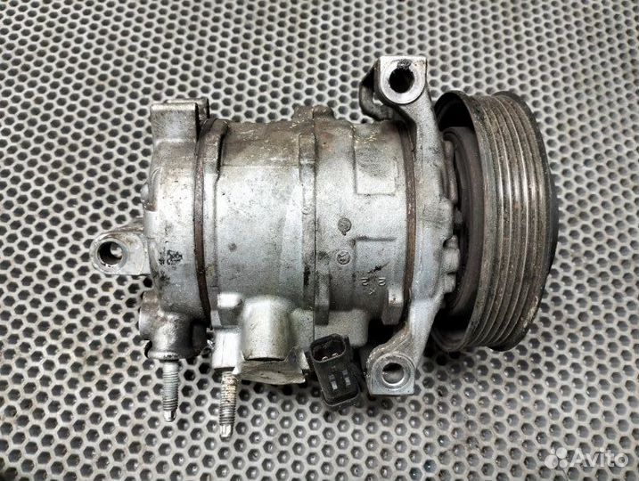 Компрессор кондиционера Jeep Grand Cherokee WK2