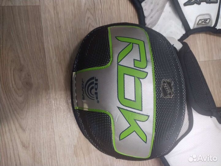 Нагрудник хоккейный Rbk Jofa 5K Sr (M/L)