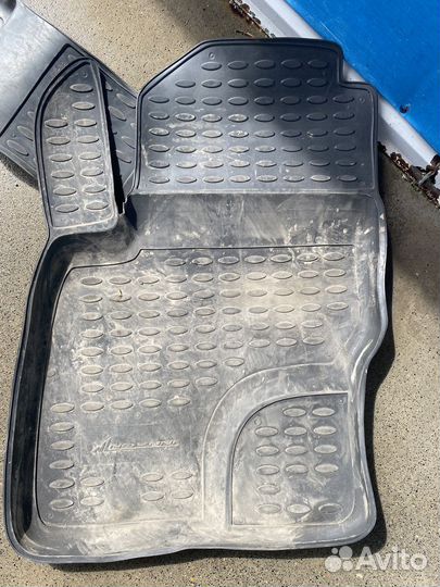 Продам коврики форд фокус 2