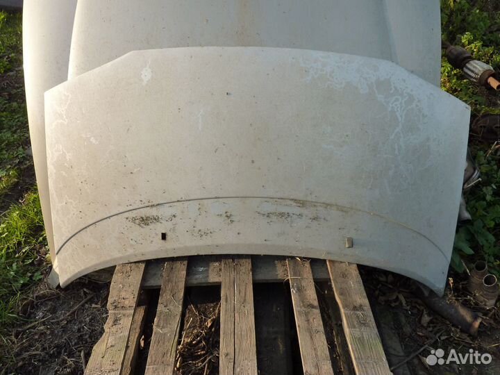 Капот Ford Galaxy 1995-2000