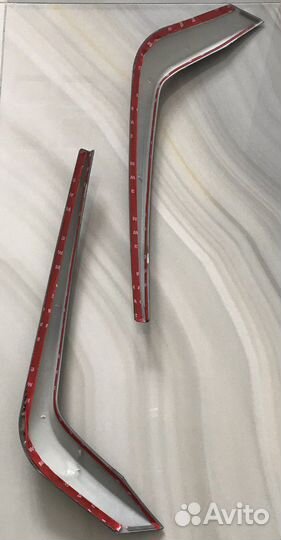 Накладка сплиттер на бампер для для Skoda Superb 3