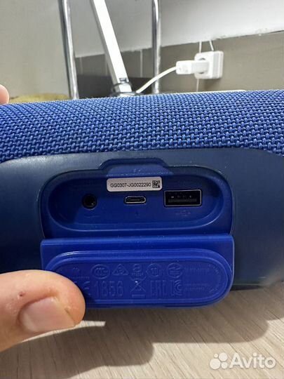 Колонка jbl charge 3