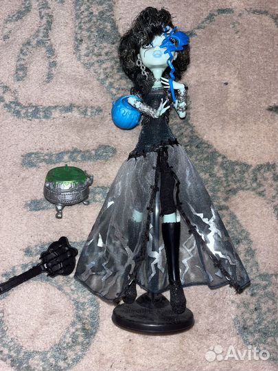 Кукла Монстер Хай Френки Штейн Ghouls Rule