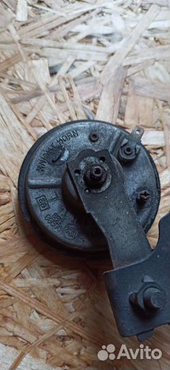 Звуковой сигнал (заводской)