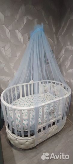 Балдахин в кроватку голубой