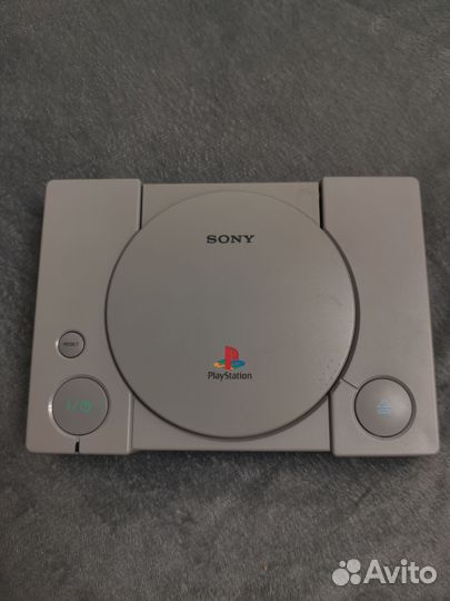 Игровая приставка Sony PlayStation 1 / PS1