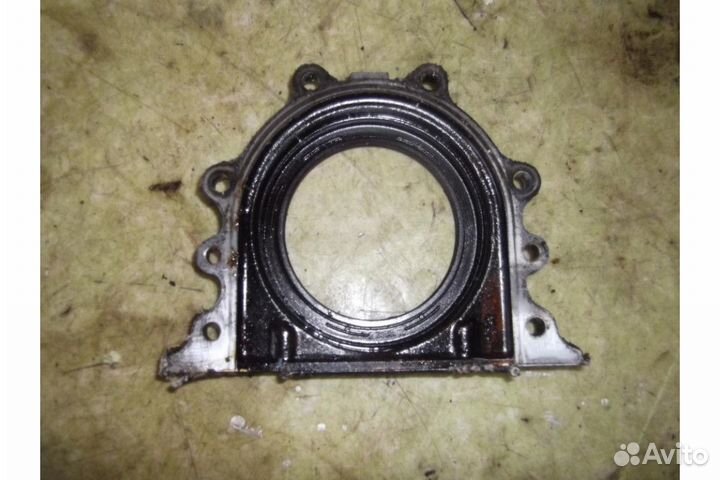 P18-0004 Крышка коленвала, patron l P18-0004