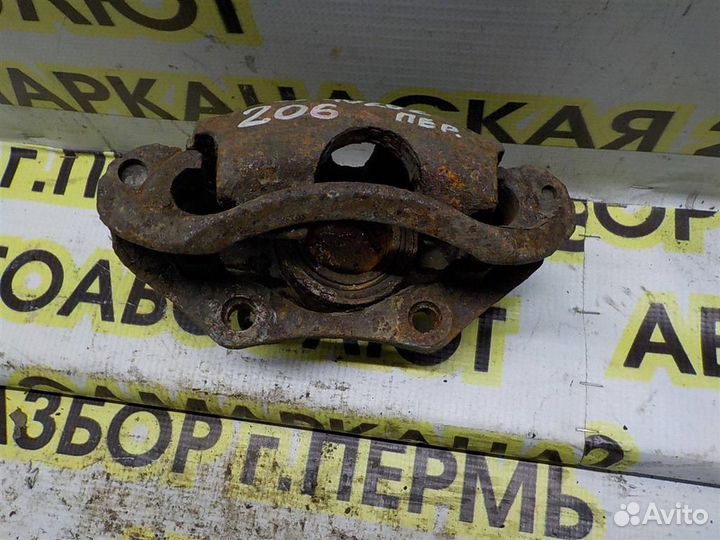 Суппорт передний правый Peugeot 206 1998-2012