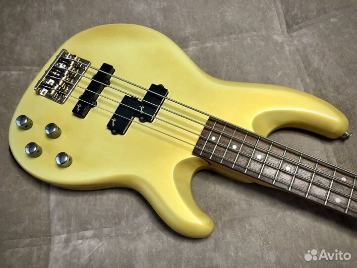 Бас-гитара Fender Jazz Bass Special Япония