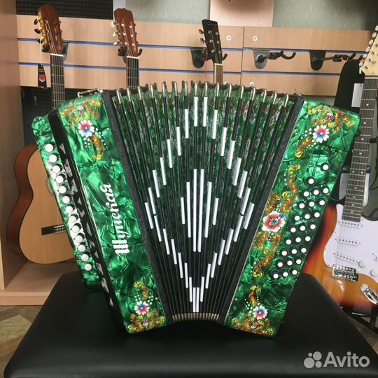 Гармонь Шуйская S32XL широкие басовые кнопки