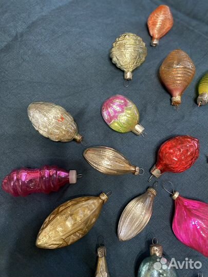 Набор полупрозрачных советских елочных игрушек