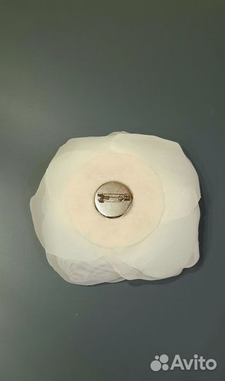 Брошь цветок из ткани, 10см, ручная работа