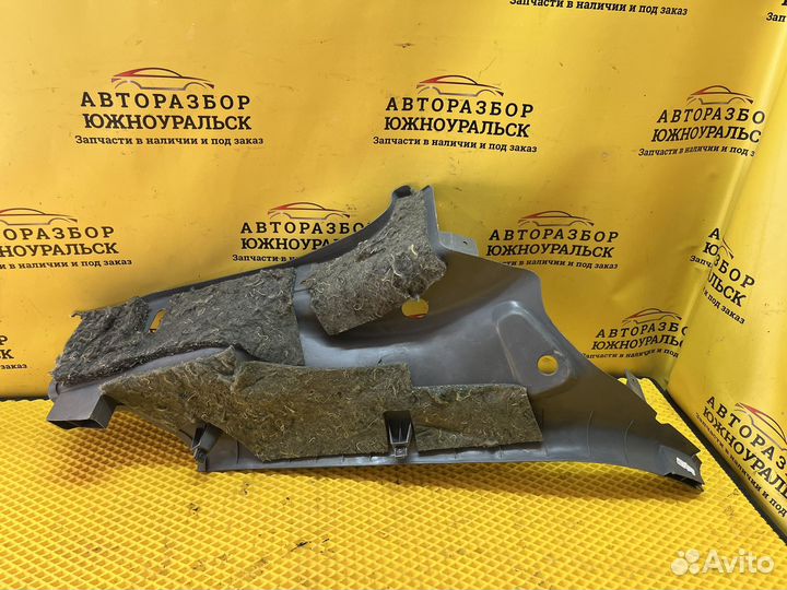 Обшивка стойки задняя левая Chevrolet Lacetti хэтч