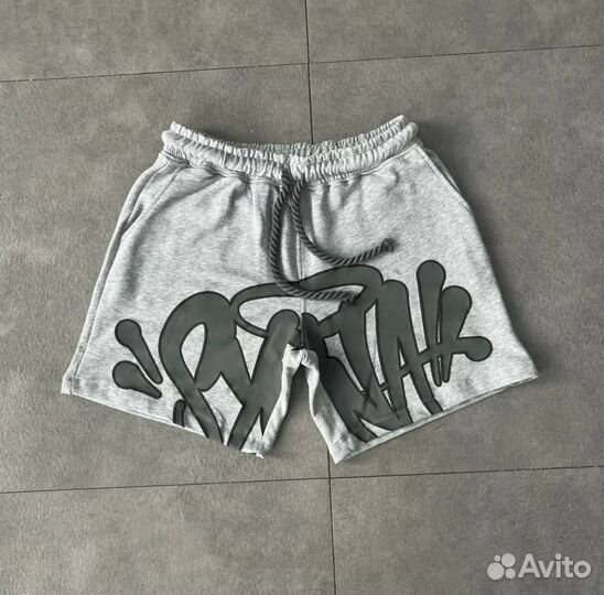 Syna world шорты