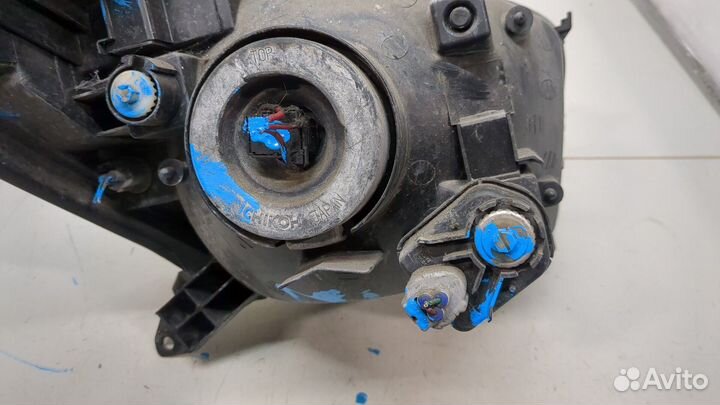 Фара (передняя) левая Toyota RAV 4