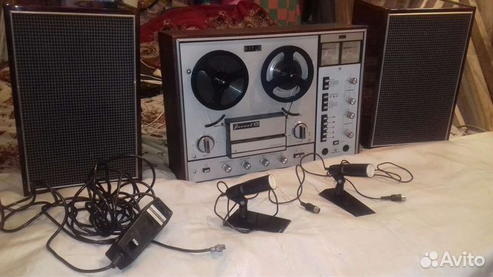 Катушечный магнитофон Ростов 102