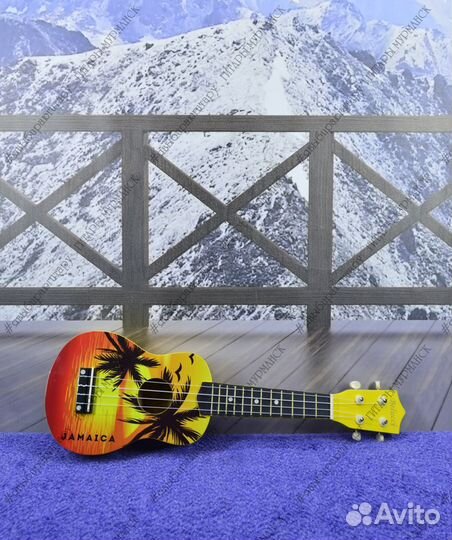 Укулеле - сопрано (новая), в заводской коробке