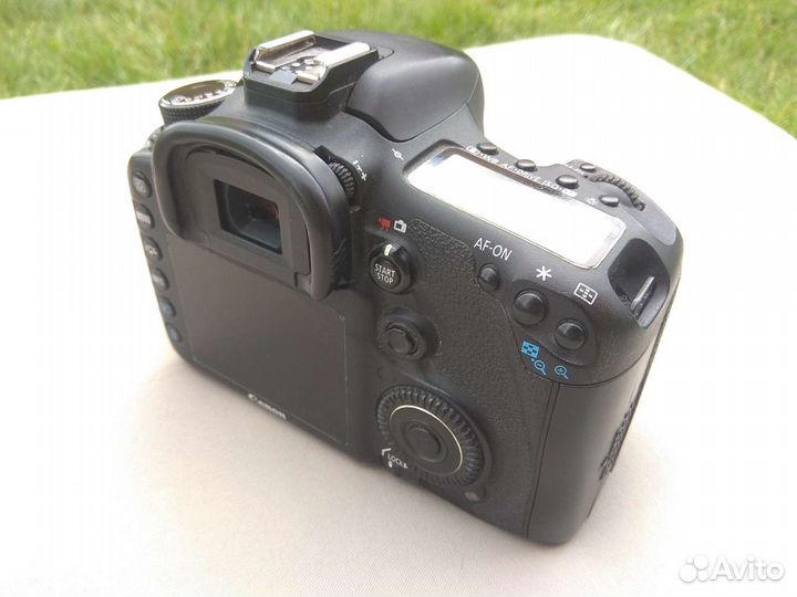 Canon 7D + объектив canon EFS 18-135mm f/3.55