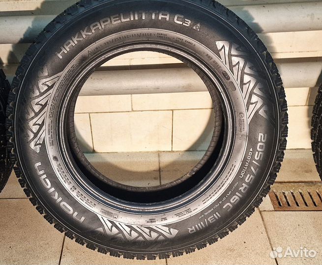 Nokian Tyres Hakkapeliitta C3 205/75 R16