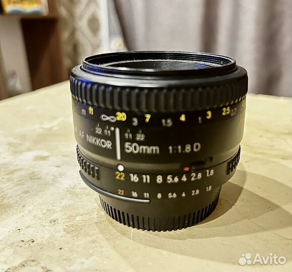 Объектив Nikon 50mm 1 8