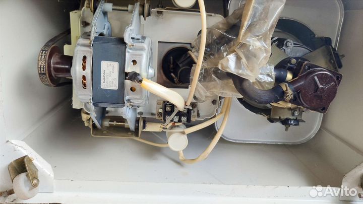 Стиральная машина полуавтомат Чайка 3