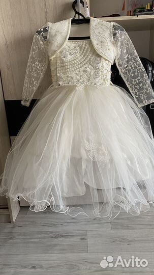 Платье праздничное