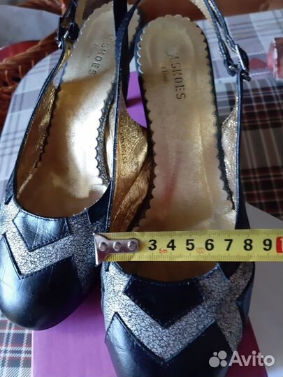 Туфли босоножки 38(24,5 см)натур кожа Mùnz Shoes