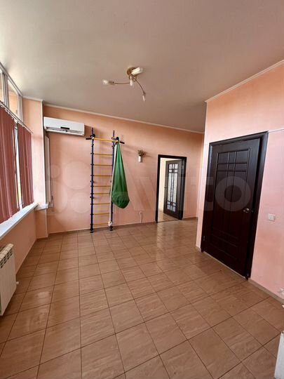 2-к. квартира, 89 м², 5/7 эт.