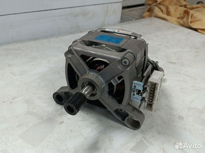 Двигататель стиральной машины LG