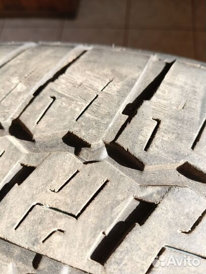 Bridgestone Dueler A/T 285/60 R18