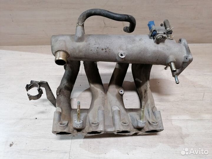 Коллектор впускной Nissan Classic Almera