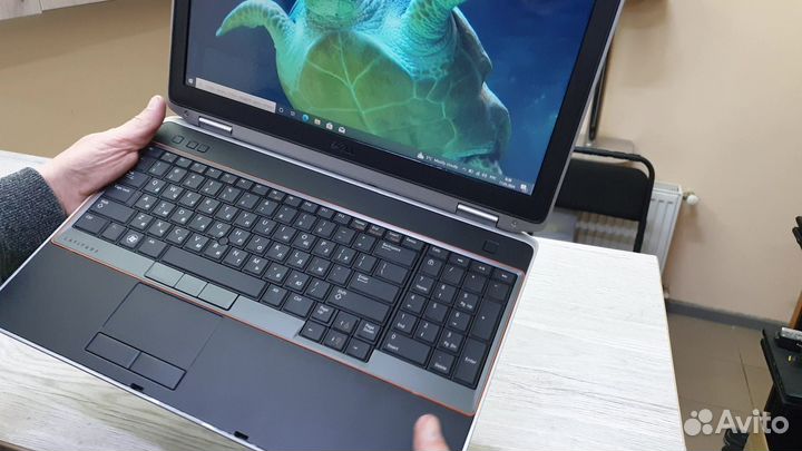 Ноутбук Dell (15.6