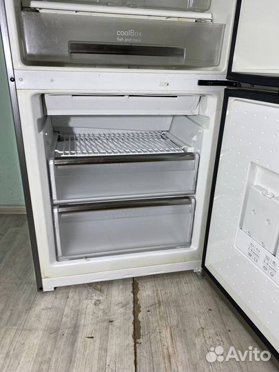 Холодильник Siemens