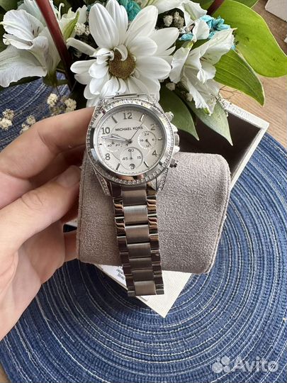 Часы новые michael kors строго оригинал