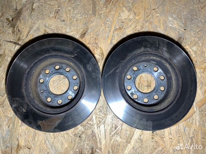 Диски тормозные передние Volkswagen Golf A6 BSE