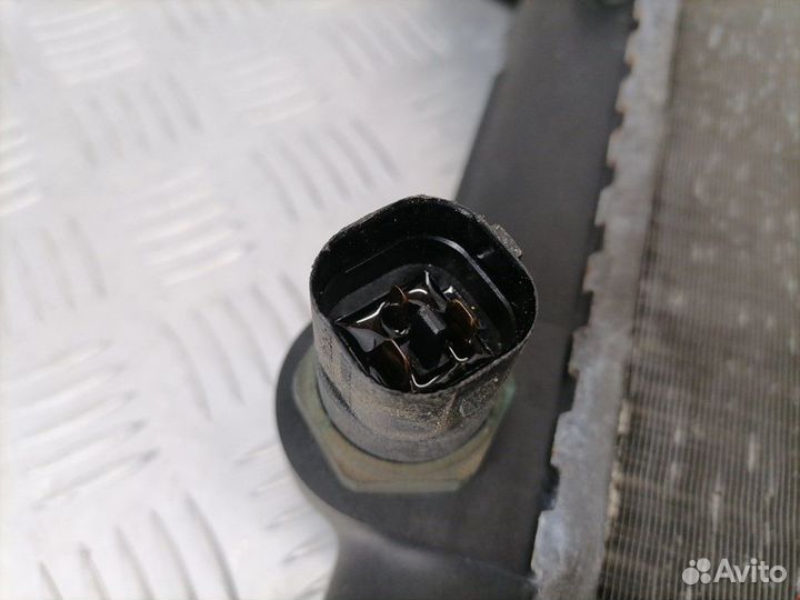 Радиатор (основной) Volkswagen Sharan рест. 2003